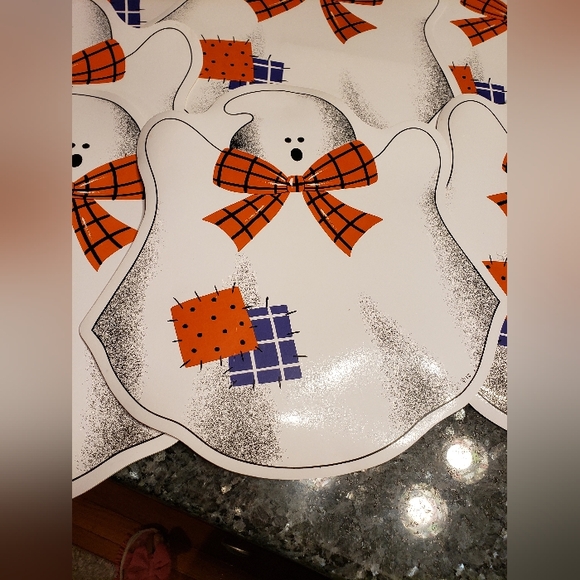 7  Halloween VINYL PLACEMAT - Picture 3 of 6